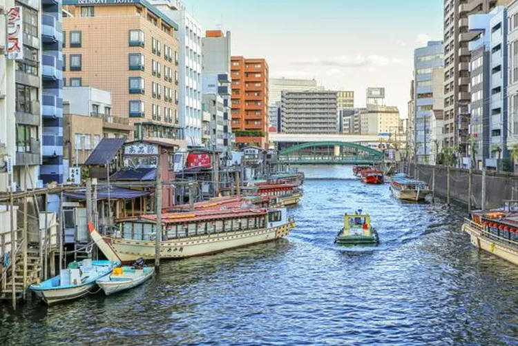 屋形船